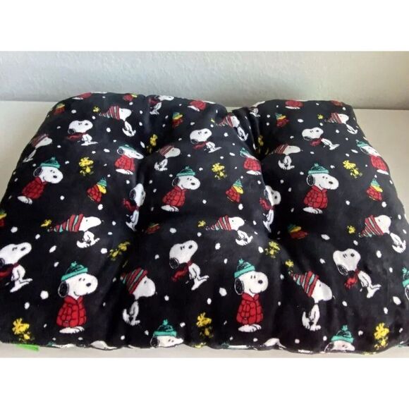 PEANUTS SNOOPY Puffy Coat Puffer Dog Pillow Pet BED Super Soft Christmas 36X27" - Picture 15 of 16